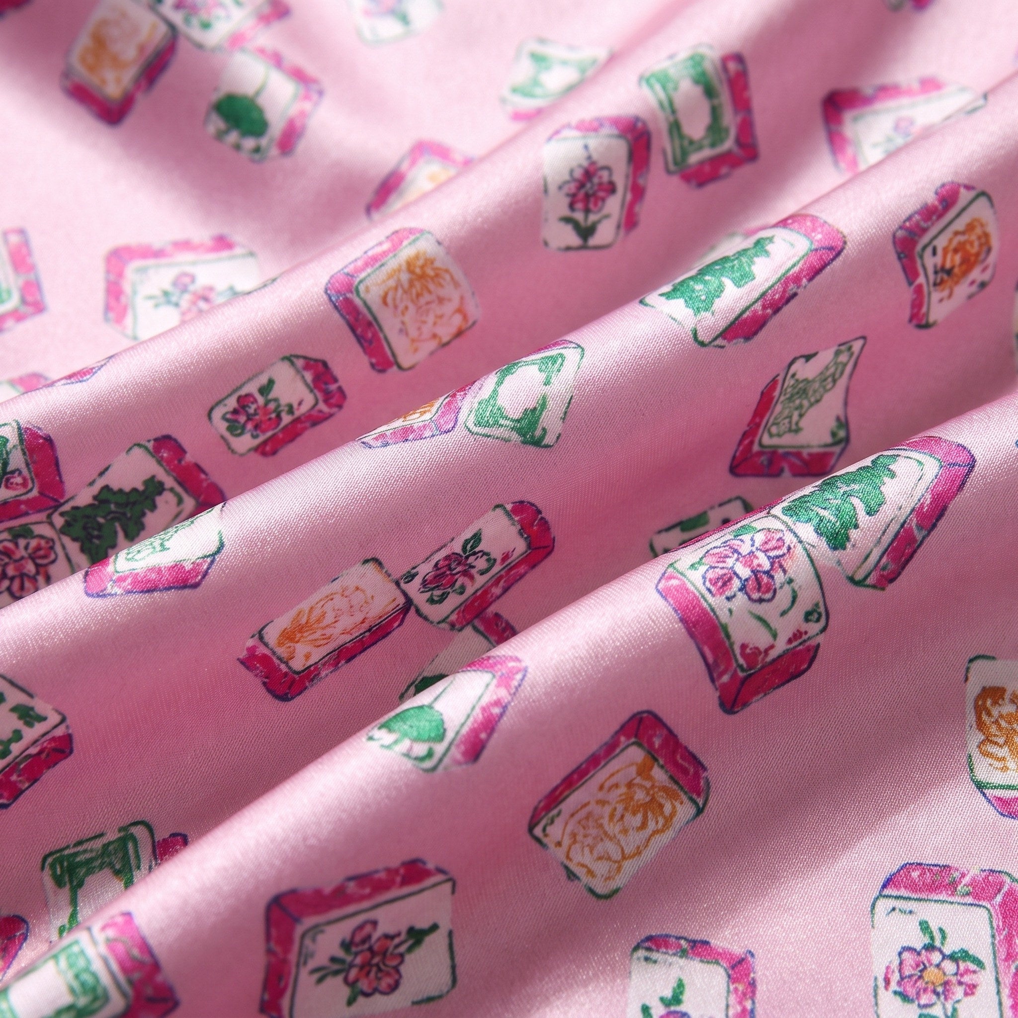 Silky Satin Long-Sleeved Women's Pajama Set in Pink Mahjong