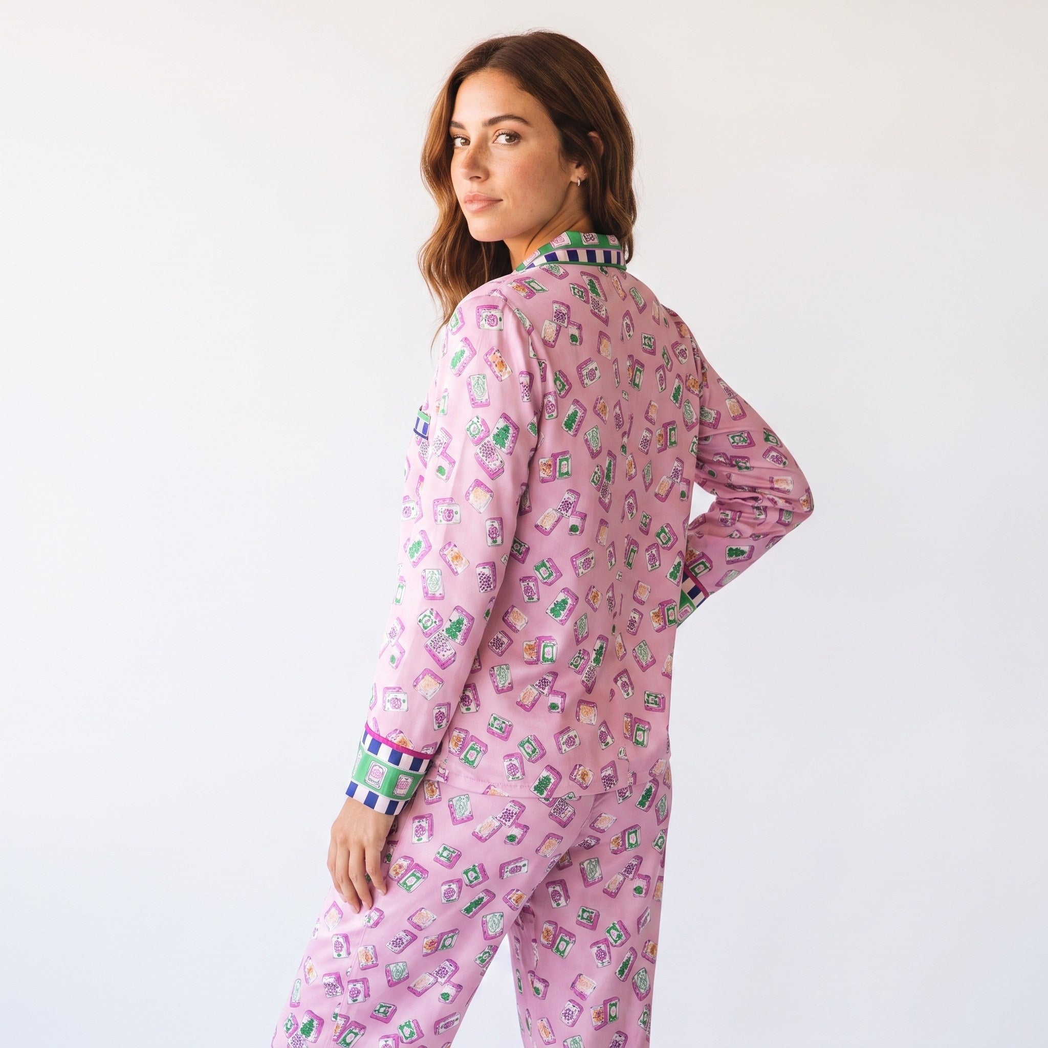 Silky Satin Long-Sleeved Women's Pajama Set in Pink Mahjong