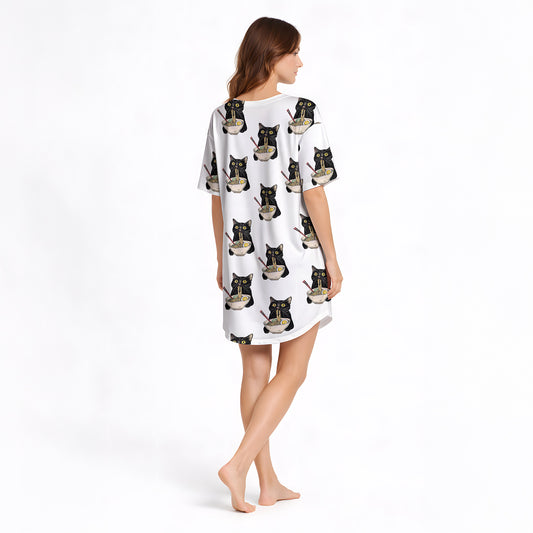 Women's Nightgown - V-Neck Short Sleeve | Ramen Cat Dreams