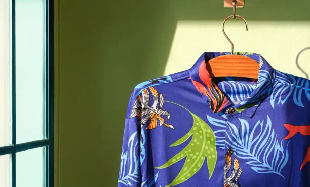 Air drying is the safest and gentlest method for drying Hawaiian shirts