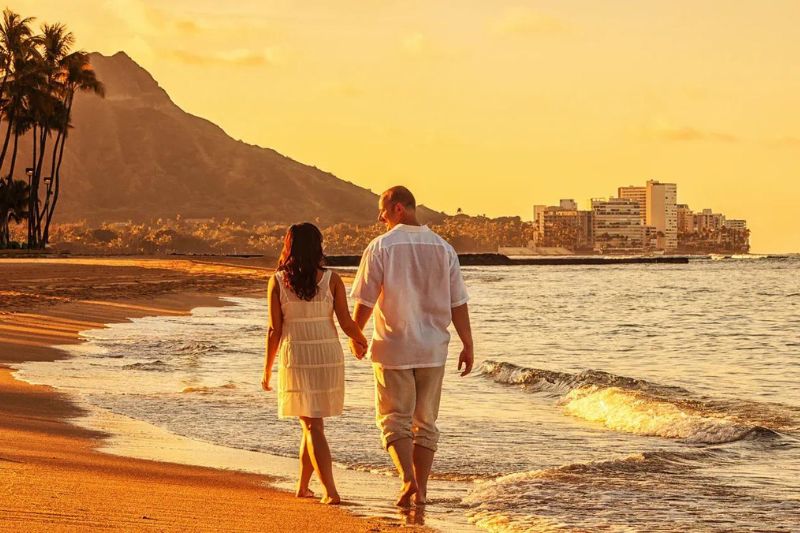 For honeymooners who want to experience the excitement of a bustling city while still being able to escape to serene landscapes, Oahu provides a bit of everything