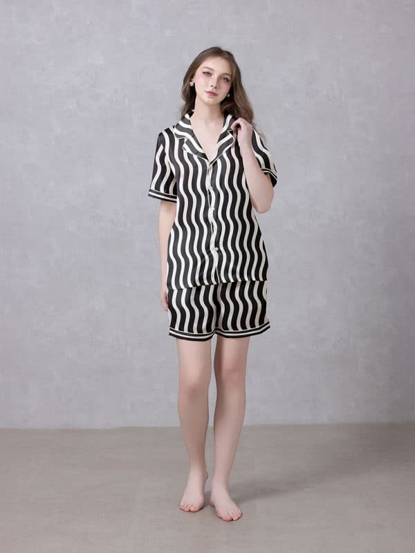 Black and White Wavy Stripe Satin Silky Pajamas Set 06